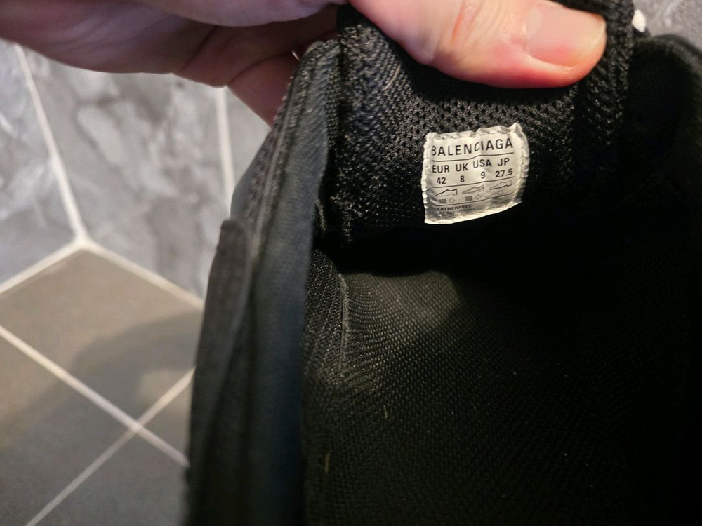 발렌시아가 트리플S뮬 스니커즈 이미지