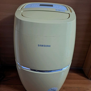 삼성 대용량 10리터 제습기 이미지