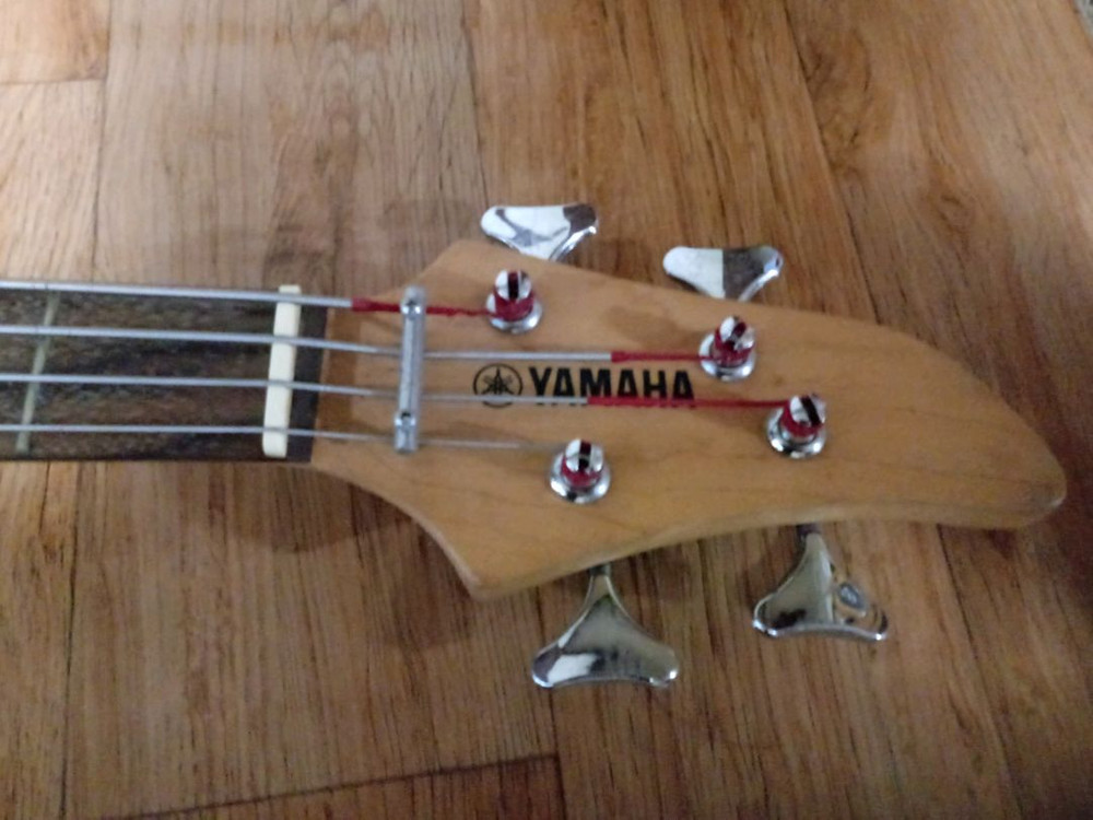 야마하 일렉 베이스기타 N89 이미지