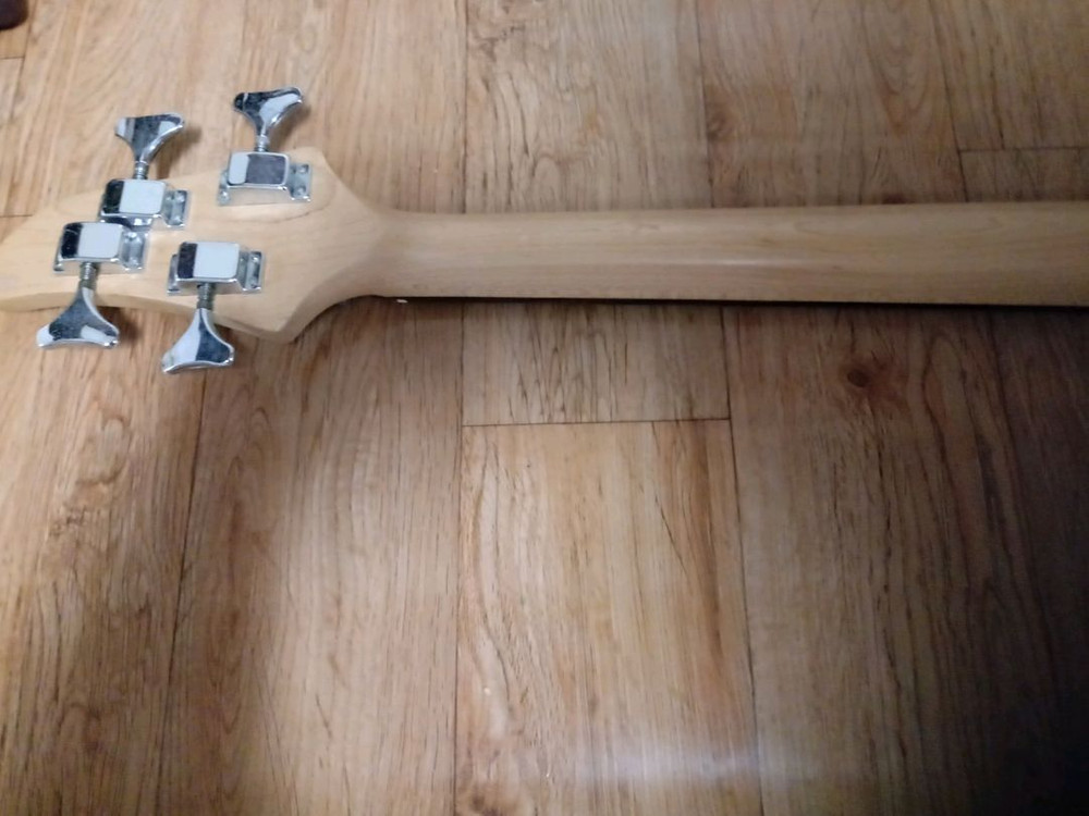 야마하 일렉 베이스기타 N89 이미지