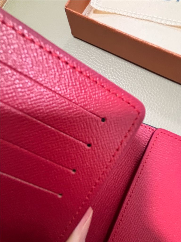 캐릭터 콜라보 여행용 카드지갑 이미지