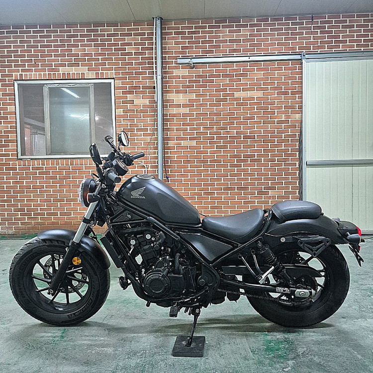 혼다 레블500 21년식 1만KM 판매합니다 이미지