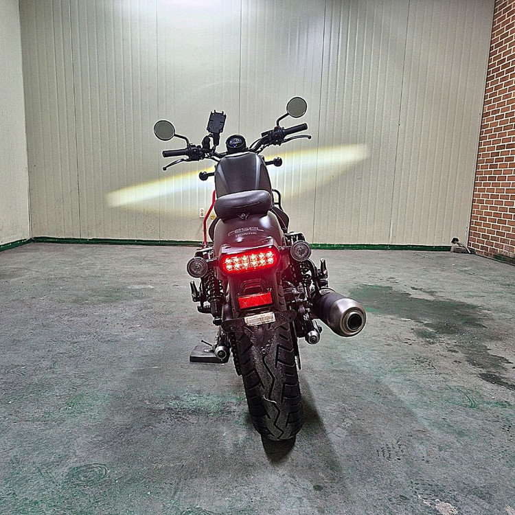 혼다 레블500 21년식 1만KM 판매합니다 이미지