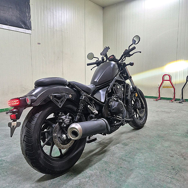 혼다 레블500 21년식 1만KM 판매합니다 이미지