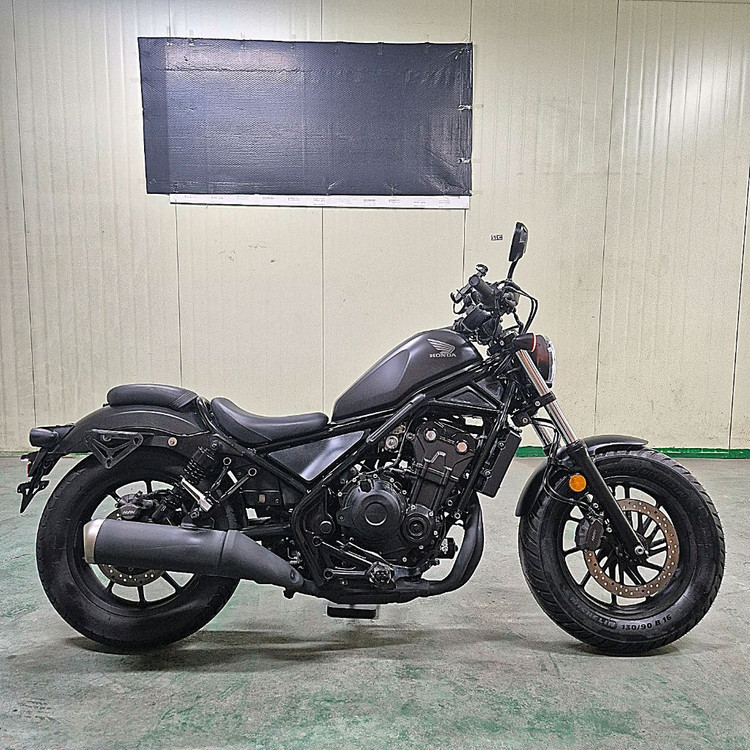 혼다 레블500 21년식 1만KM 판매합니다 이미지