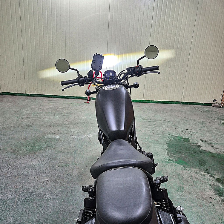 혼다 레블500 21년식 1만KM 판매합니다 이미지