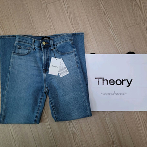 띠어리/스트레치데님진/24사이즈/새상품/쇼핑백동봉/택포 이미지