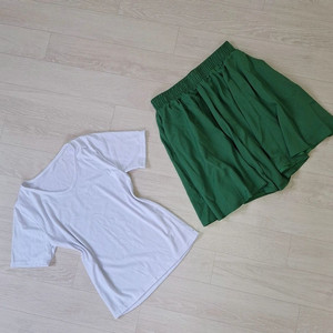 새상품) 코디세트 치마바지 흰티 이미지