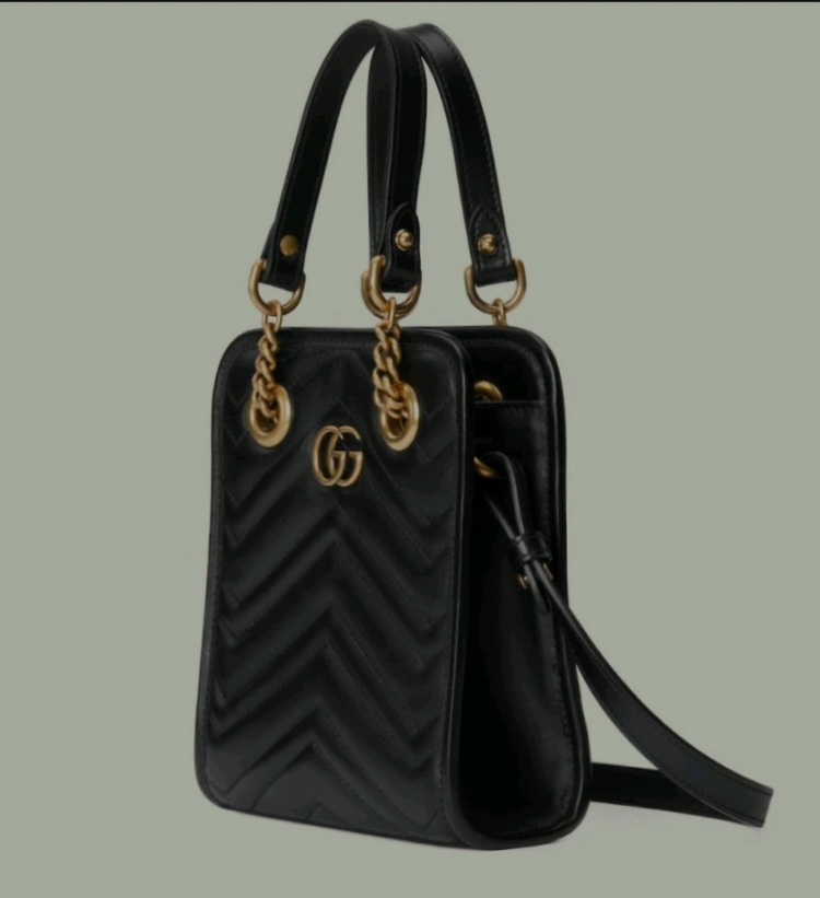 구찌 마틀라세 미니 크로스백숄더백테수토호보백가방백팩구찌루이비통디올샤넬생로랑셀린느에르메스버버리로로피아나델보 이미지