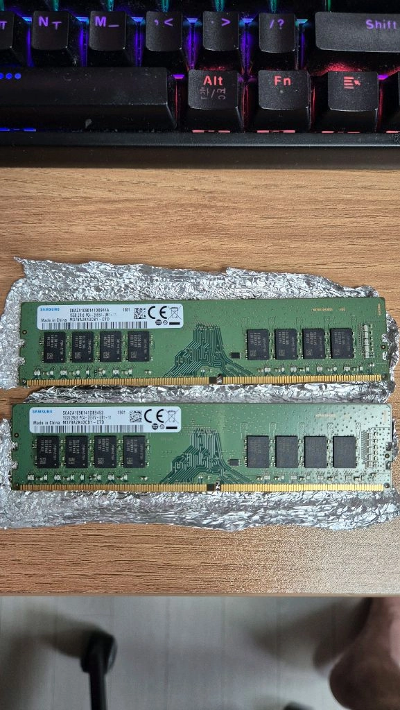 삼성DDR4 2666 16기가 2개팝니다. 이미지