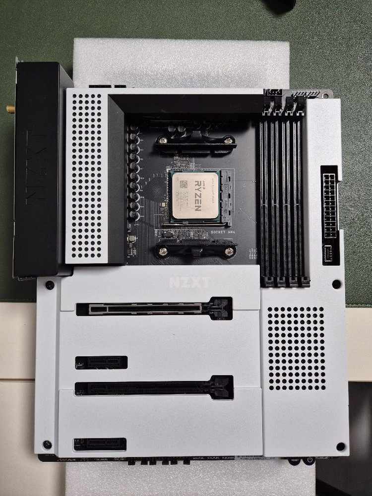 (보드셋) 라이젠 5950X / NZXT N7 B550 Matte White 이미지