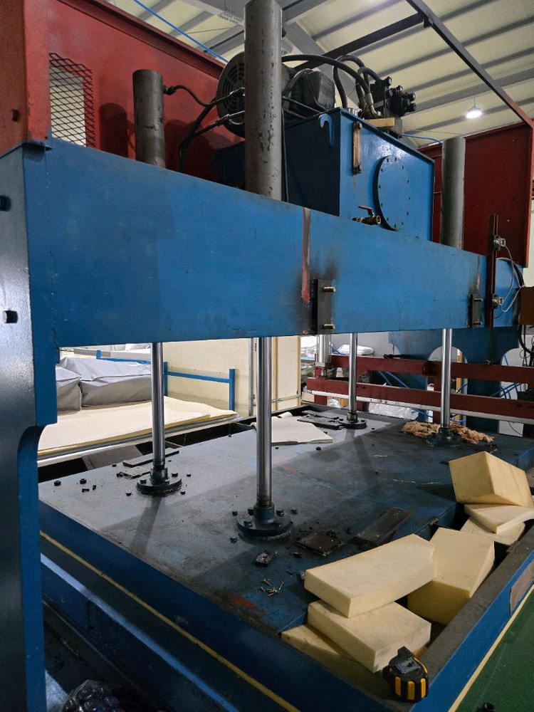 유압 프레스 이미지