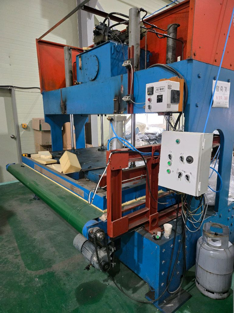 유압 프레스 이미지