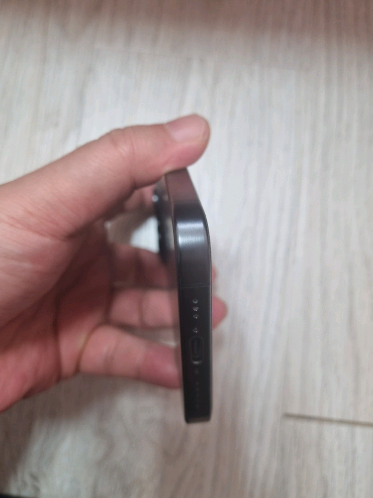 아이폰 15프로 128기가 블랙티타늄 이미지