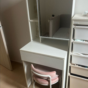 한샘 화장대, 리바트스툴 이미지