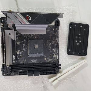itx 애즈락 B550 팬텀 게이밍 ITX/AX 고급 미니 메인보드 이미지