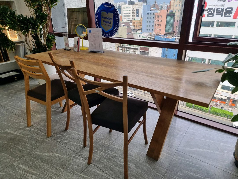 세덱 6인용 원목 다이닝테이블 의자세트 이미지