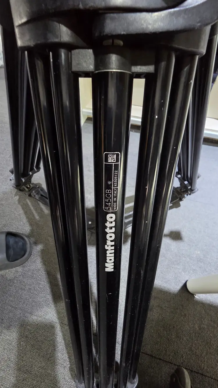익스캠 3577LM 68cm, 맨프로토 삼각대 545GB, 캐논 24-70 구계륵, 캐논 100mm 마크로 팝니다 이미지