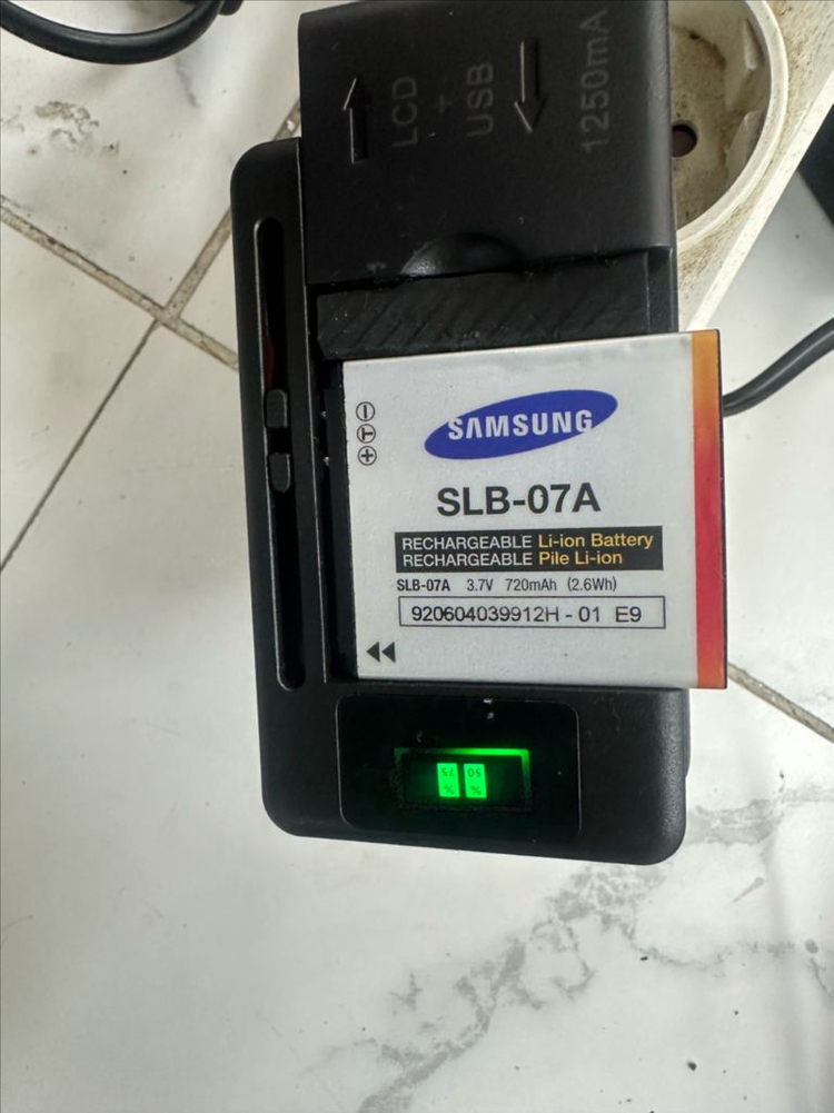 삼성VLUU ST550 한효주디카 풀셋 새배터리 4G팝니다 이미지