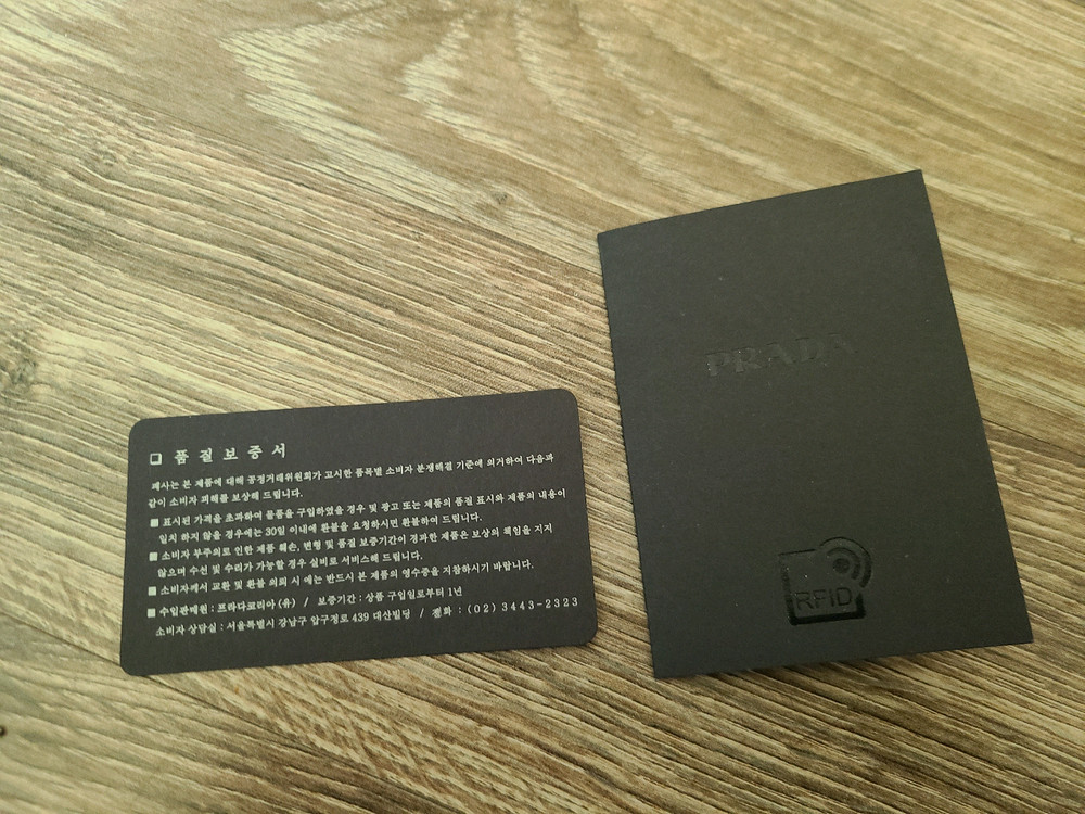 프라다 브러시드 호보백미니백가방명품백테수토호보백숄더백버킷백 구찌루이비통디올셀린느샤넬에르메스보테가발렌시아가아바백팩 이미지