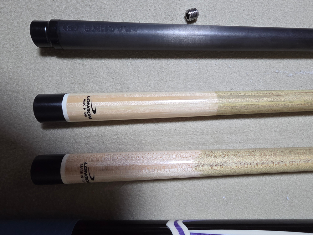 당구큐 세트 이미지