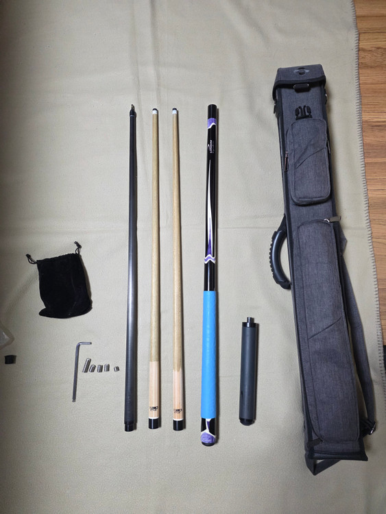 당구큐 세트 이미지