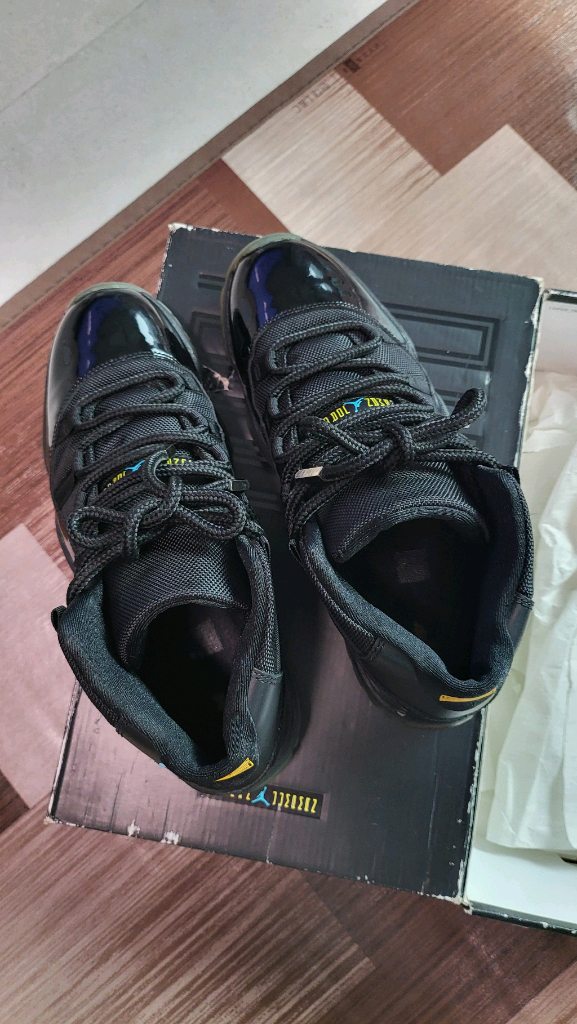 조던 11 레트로 블랙/감마 블루 280 이미지