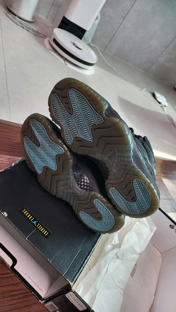 조던 11 레트로 블랙/감마 블루 280 이미지