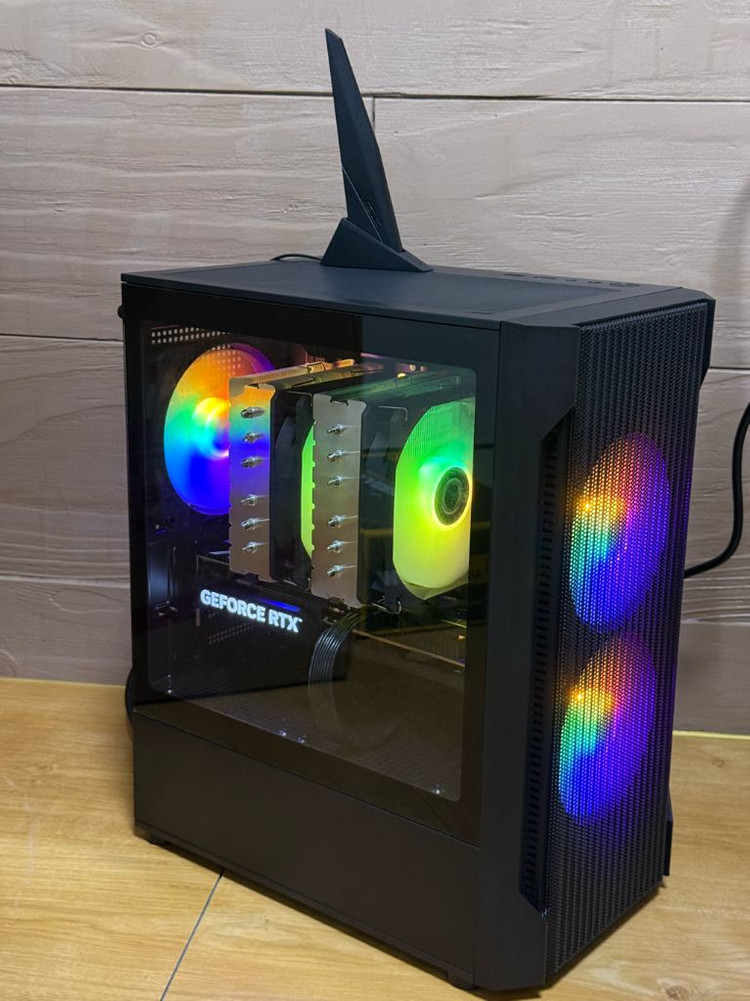 스몰 고사양 완본체(9600X/5060Ti/32GB/1TB) 이미지