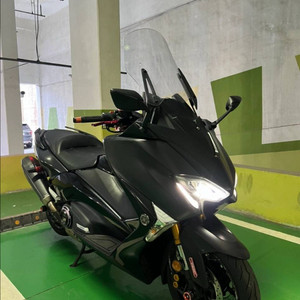 야마하 TMAX 530 17년식 스쿠터 판매합니다 이미지