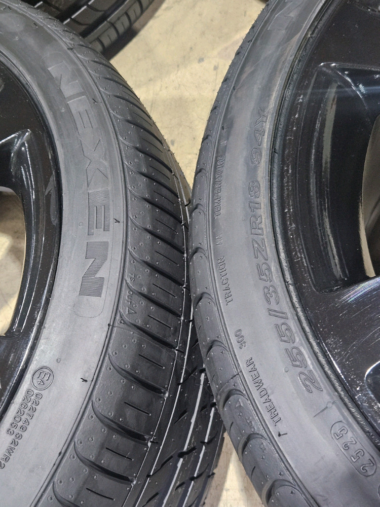 벤츠 C클래스 W204.205 장착이 가능한 18인치 중고휠타이어셋트 이미지