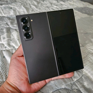 갤럭시 Z폴드 se 이미지