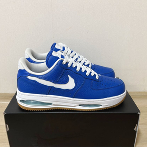 [270] 나이키 에어포스 1 블루 스니커즈 이미지