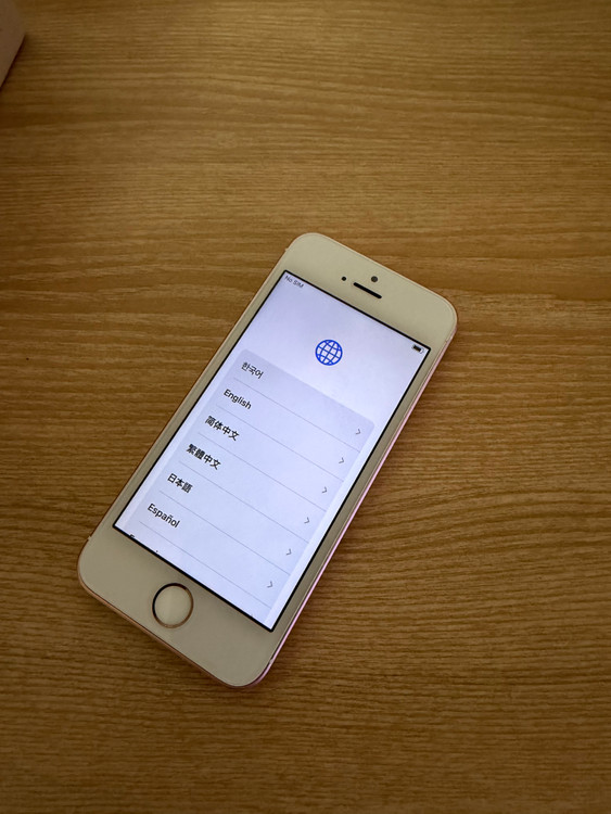 아이폰 se 로즈골드 16GB(해외, 카메라 무음) 이미지
