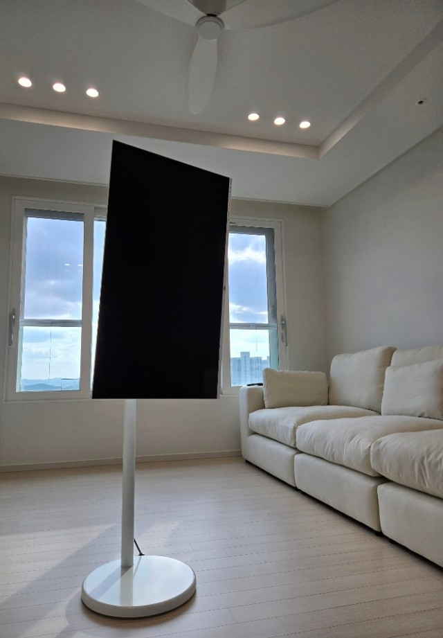 [사은품]화이트 스탠바이미 스마트구글TV 32 40인치 이미지