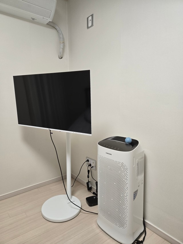 [사은품]화이트 스탠바이미 스마트구글TV 32 40인치 이미지