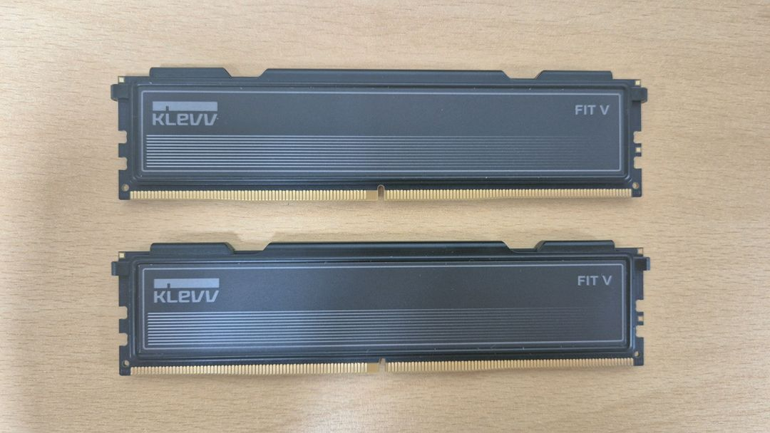 에센코어 클레브 DDR5 32GB ( 16GB x2) 5600MHz CL30 하이닉스 A다이 칩셋 램 이미지