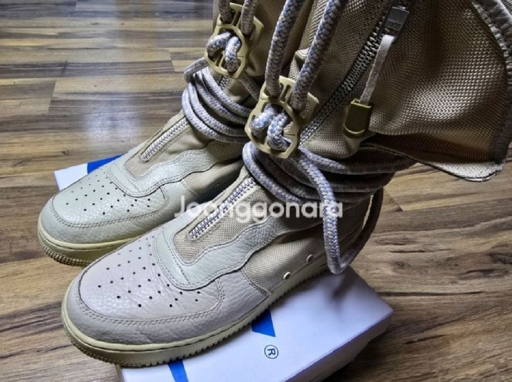 (가격인하) NIKE SF 나이키 스페셜 필드 에어포스 1 하이 라탄 280mm ( AA1128-200 ) 이미지