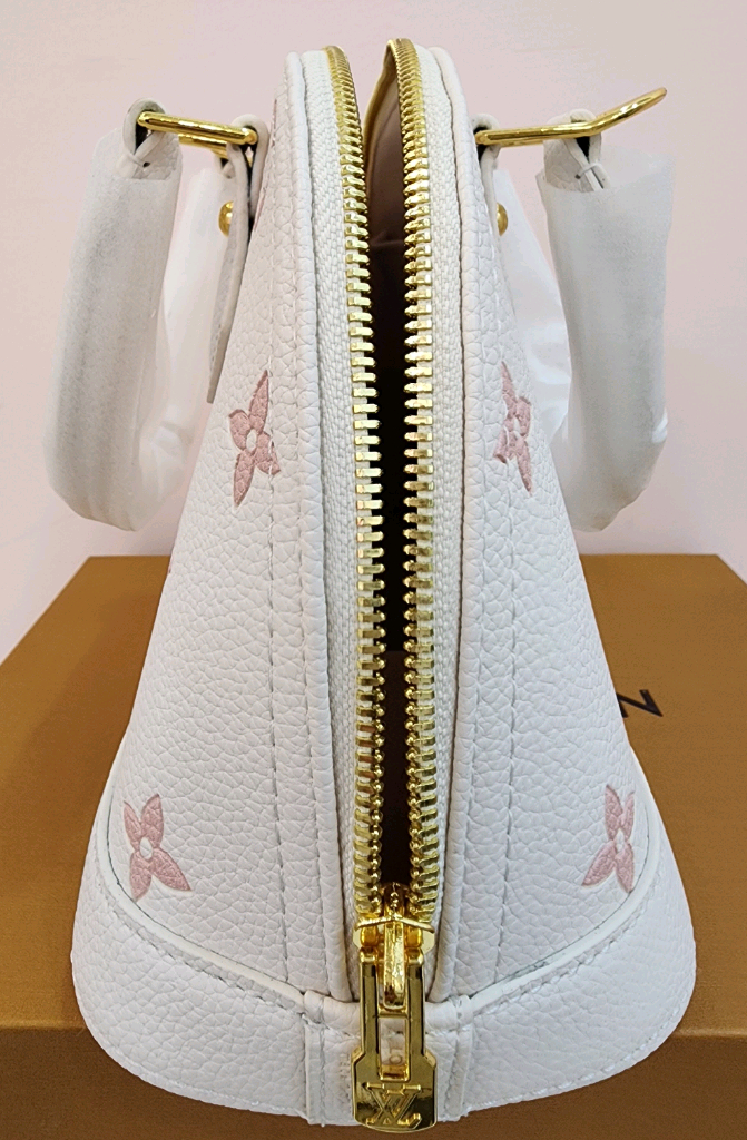 루이비통 알마bb 이미지