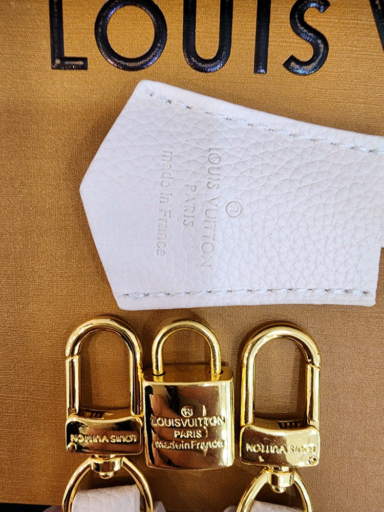 루이비통 알마bb 이미지