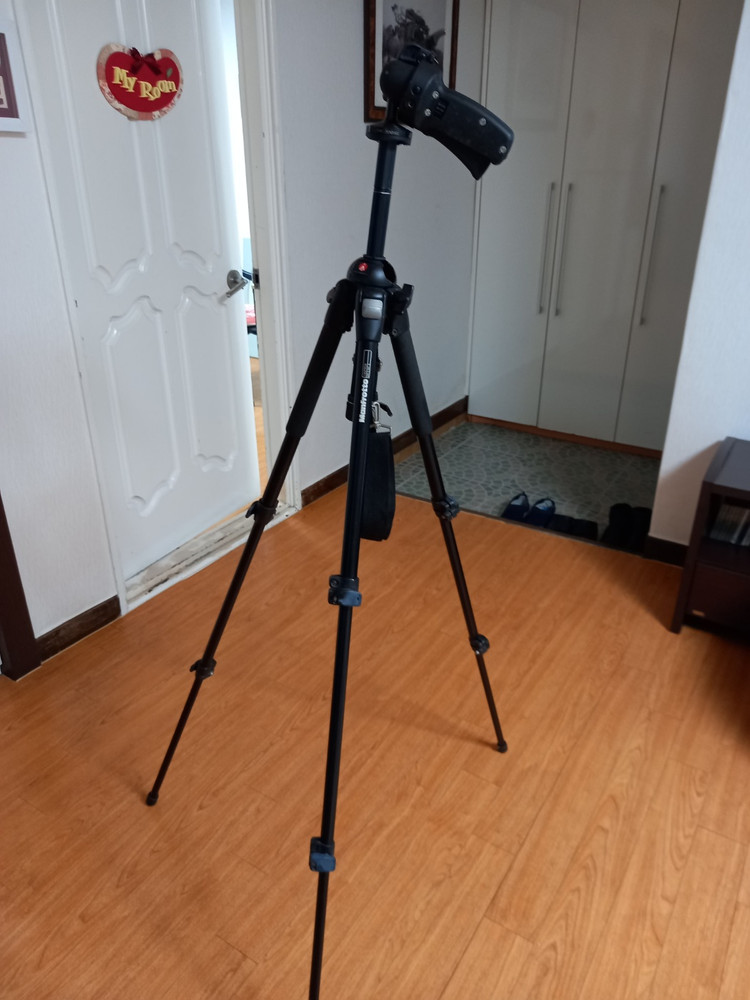 Manfrotto 맨프로토 - 카메라 삼각대 (190prob) 이미지