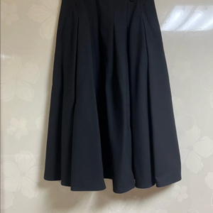 파사드패턴 테일러드 플레어 스커트 블랙 이미지