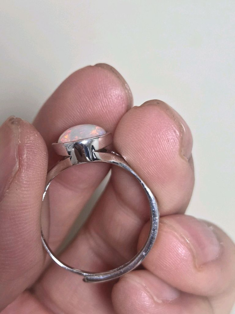 오팔 은반지 이미지