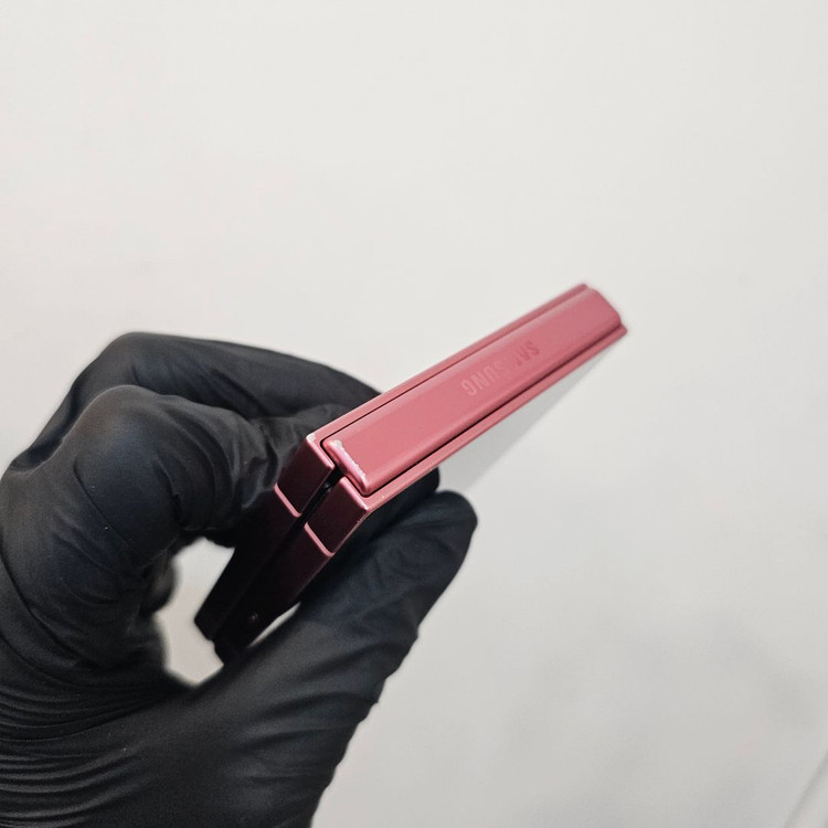 갤럭시Z플립7 512기가 레드 (무잔상) / 0309 이미지