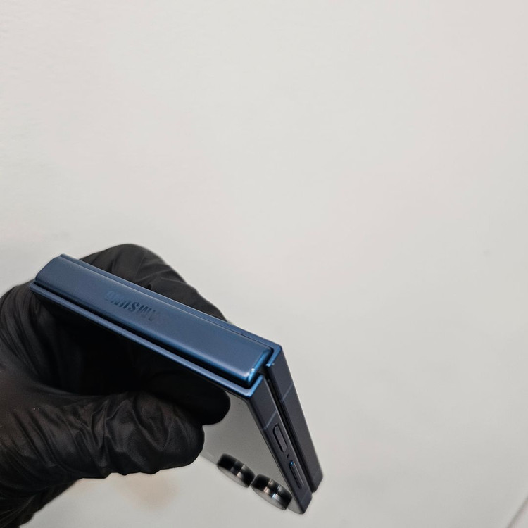 갤럭시Z플립7 256기가 블루 (S급) / 0307 이미지