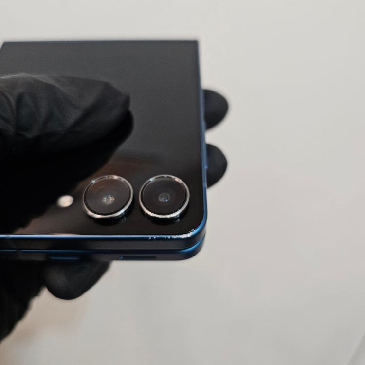 갤럭시Z플립7 256기가 블루 (S급) / 0307 이미지