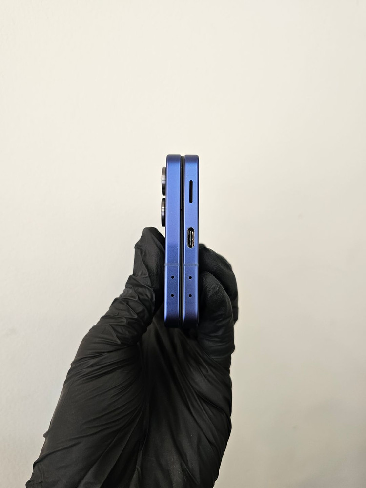 갤럭시Z플립7 256기가 블루 (무잔상) / 0106 이미지