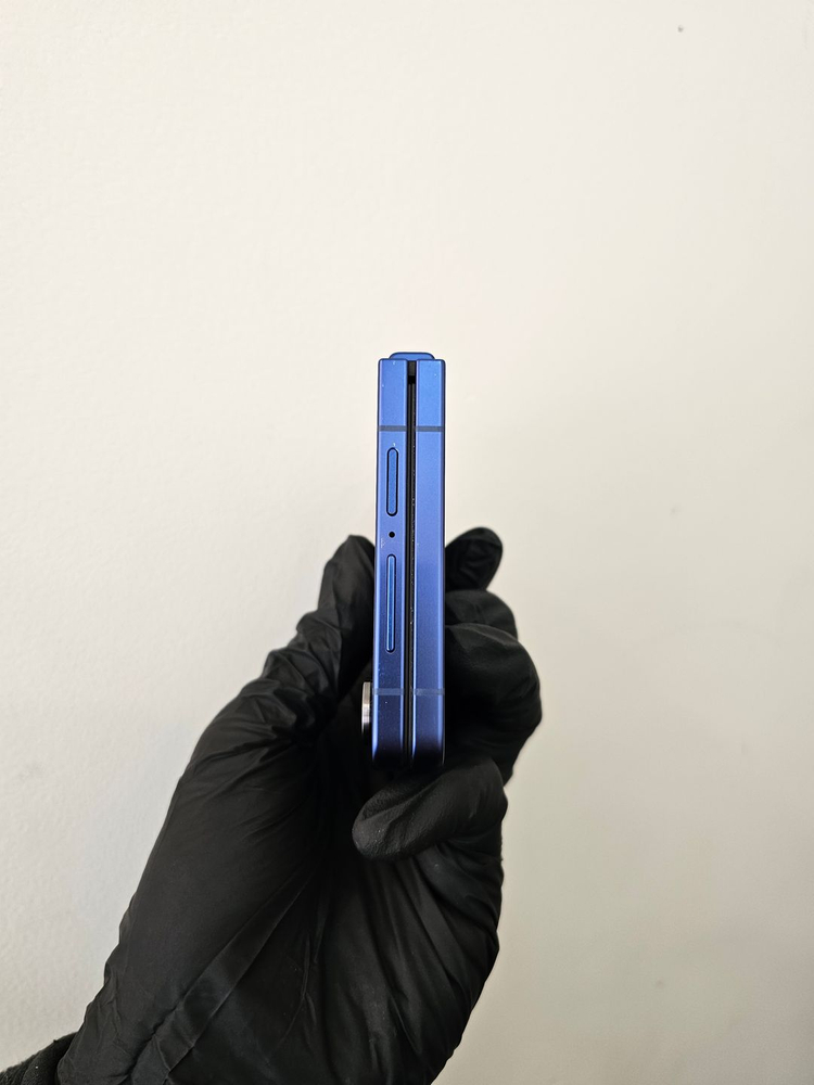 갤럭시Z플립7 256기가 블루 (무잔상) / 0106 이미지