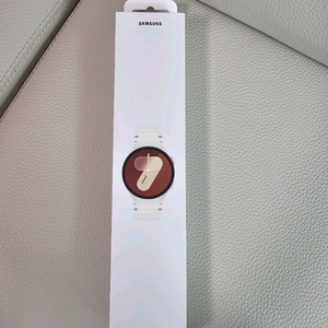 갤럭시워치7 40mm LTE 크림 미개봉새상품 이미지