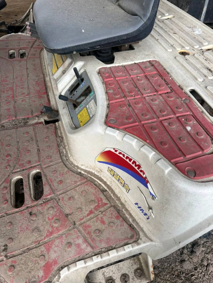 얀마 이양기로 만든 미나리 다목적 농기계 판매합니다 이미지